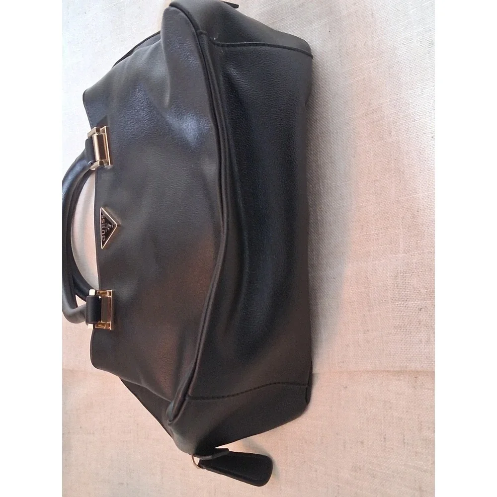 GUESS Black Faux Leather Satchel Handbag Gold Tone Hardware Logo Top Handle Bag